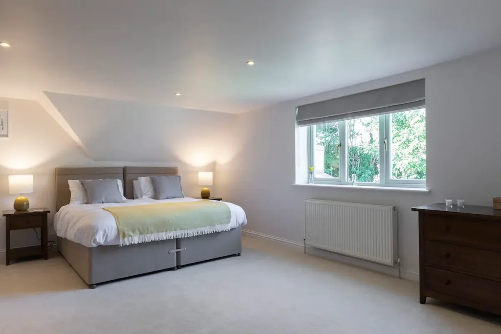 Bedroom Double or twin with luxury ensuite